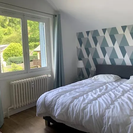 Le Nid Des Fees T3 Renove Acces Jardin La Bourboule