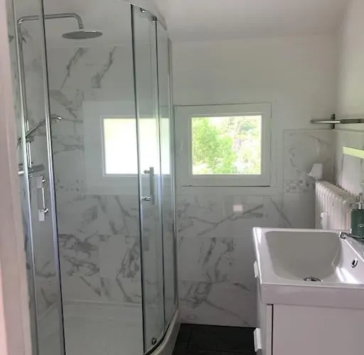 Le Nid Des Fees T3 Renove Acces Jardin Apartment La Bourboule